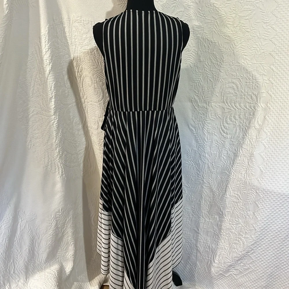 Wrapper maxi dress, size medium‎